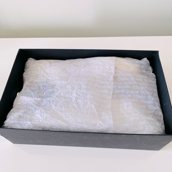 Authentic Mimco white leather ladies  trainers with rosé sequins , size 39 - Picture 8 of 10